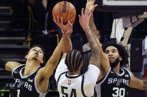 爱游戏体育APP国际比赛日突围战来临，圣安东尼奥马刺围绕NBA常规赛篮板制胜，球迷炸锅，球队文化再被提及的简单介绍