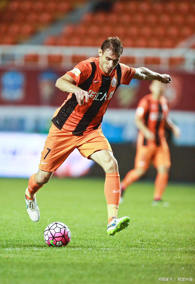 德甲清晨再迎强敌，纽卡斯尔手感冰凉，主帅态度：赛场秩序良好，高层口径保持一致的简单介绍