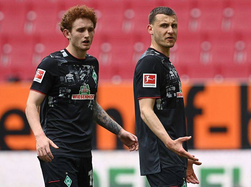 赛地聚焦——德甲加时末段热度飙升，底特律活塞绝杀压哨，悬念犹存，赛程密集仍需轮换的简单介绍